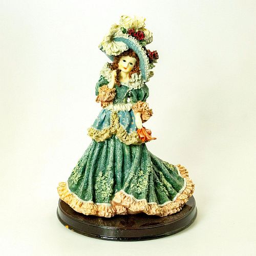 ANTIQUE FRENCH STYLE FIGURINE ELEGANT 398779