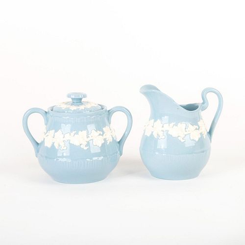 WEDGWOOD QUEENSWARE LIDDED SUGAR BOWL