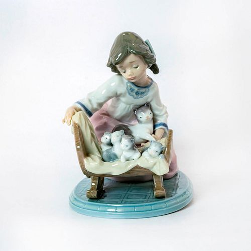 A CRADLE OF KITTENS 1005784 - LLADRO
