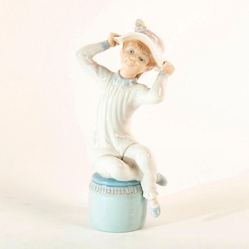 GIRL W BONNET 1001147 LLADRO 398bfc