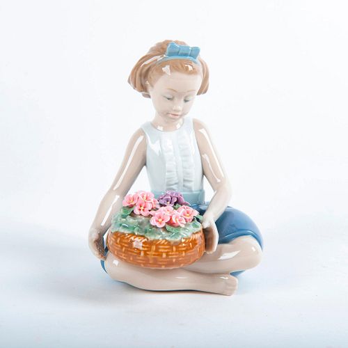 ARRANGING FLOWERS 1008574 LLADRO 398dad