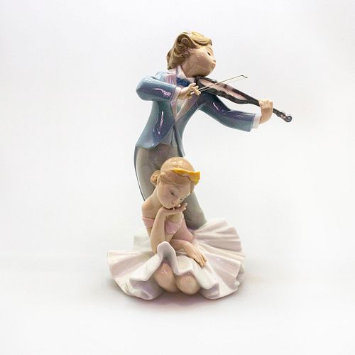 CAPTIVATING MELODY 01006988 - LLADRO