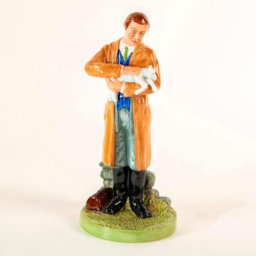 ROYAL DOULTON FIGURINE, COUNTRY