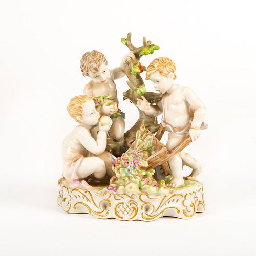 VINTAGE PORCELAIN FIGURAL GROUP  399279