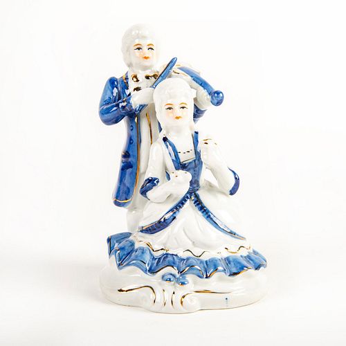 VINTAGE PORCELAIN FIGURE GROUP  39927b