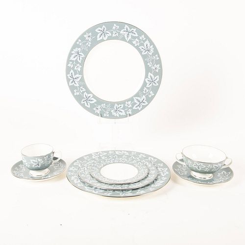 WEDGWOOD MOSELLE FIVE PIECE PLACE SETTING