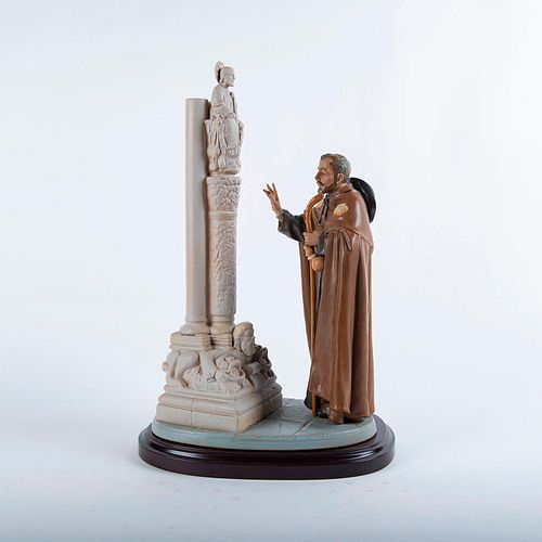 LLADRO FIGURINE GROUPING, THE PILGRIM