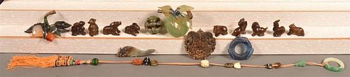 GROUP OF VINTAGE CARVED JADE AND 39bd70