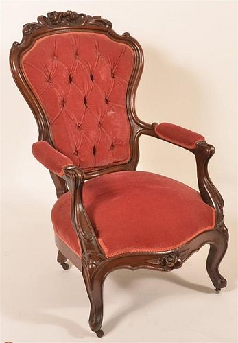 VICTORIAN WALNUT CARVED AND MOLDED 39bfdc