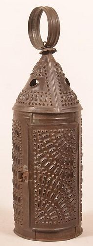 19TH CENTURY PUNCHED TIN CANDLE 39c09c