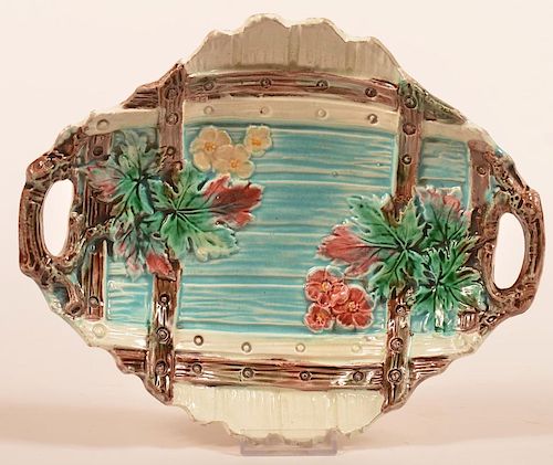 MAJOLICA FLORAL EMBOSSED OVAL BOWL Majolica 39c13a