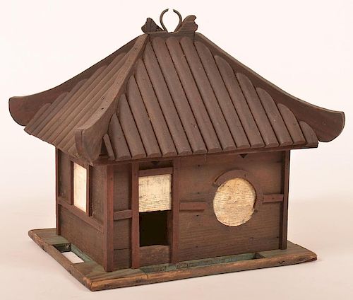 VINTAGE WOOD PAGODA BIRD HOUSE Vintage 39c1ba