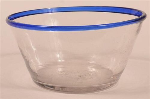 BLOWN GLASS BOWL WITH COBALT BLUE 39c3a0