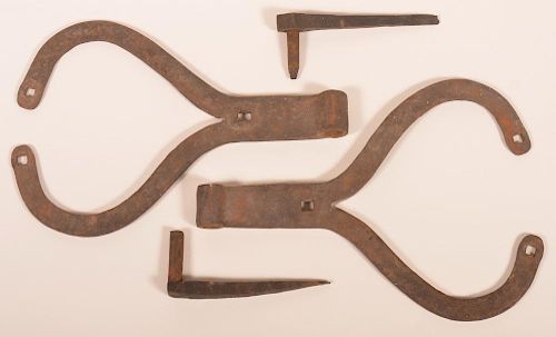 PAIR OF WROUGHT IRON RAMS HORN 39c498