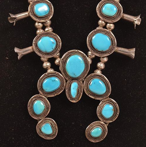 NAVAJO INDIAN STERLING SQUASH BLOSSOM