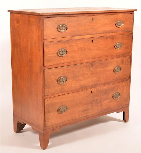 AMERICAN HEPPLEWHITE CHEST OF DRAWERSAmerican 39c8e6