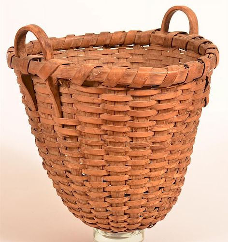 WOVEN OAK SPLINT FIELD BASKET.Pennsylvania