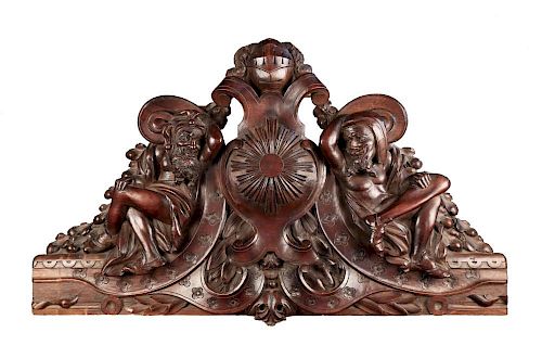 A FRENCH OR ITALIAN CARVED WALNUT 39cdfa