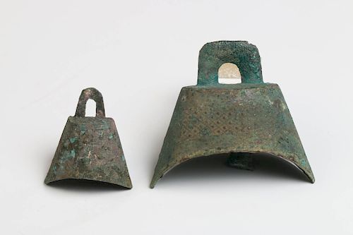 TWO BRONZE BELLS, HAN DYNASTYThe group