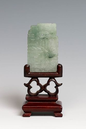 CHINESE JADEITE PLAQUE WITH STANDof 39d001