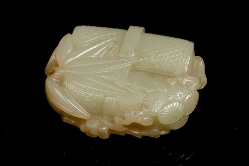 CELADON JADE CARVING TOGGLEof an 39d002