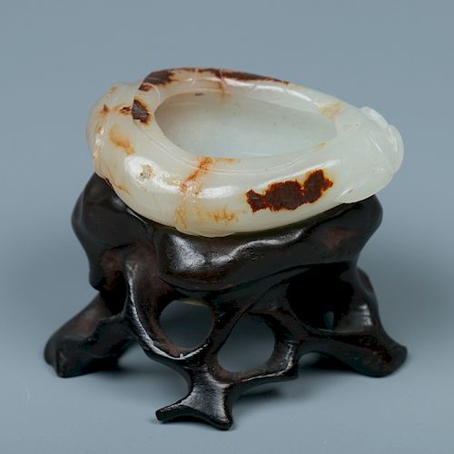 WHITE JADE WATER POT WITH STANDThe