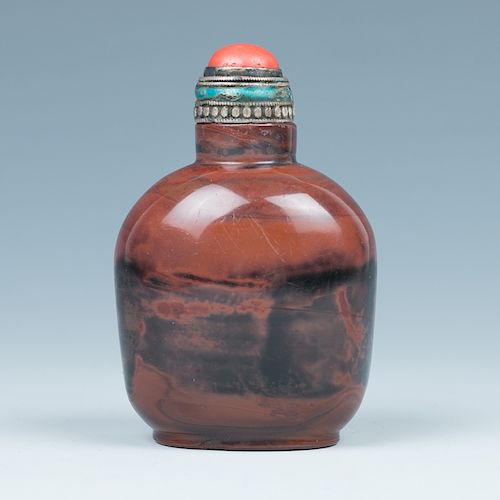 AGATE SNUFF BOTTLEOf compressed