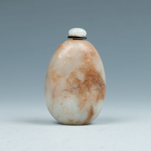 WHITE JADE SNUFF BOTTLE WITH RUSSET