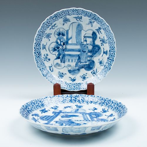 TWO BLUE AND WHITE FIGURAL DISHES  39d1a8