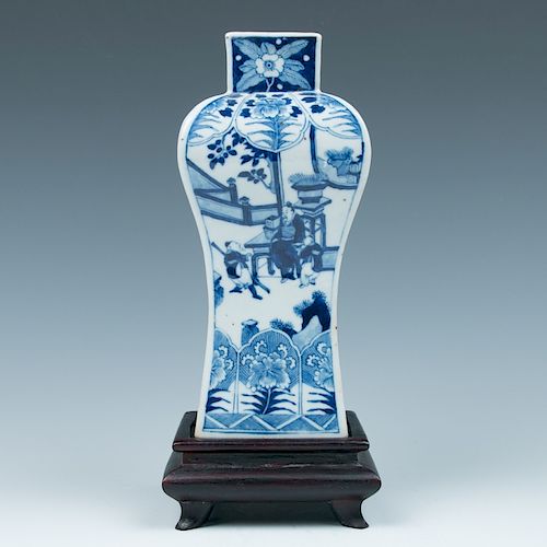 BLUE AND WHITE FACETED VASE, 19TH