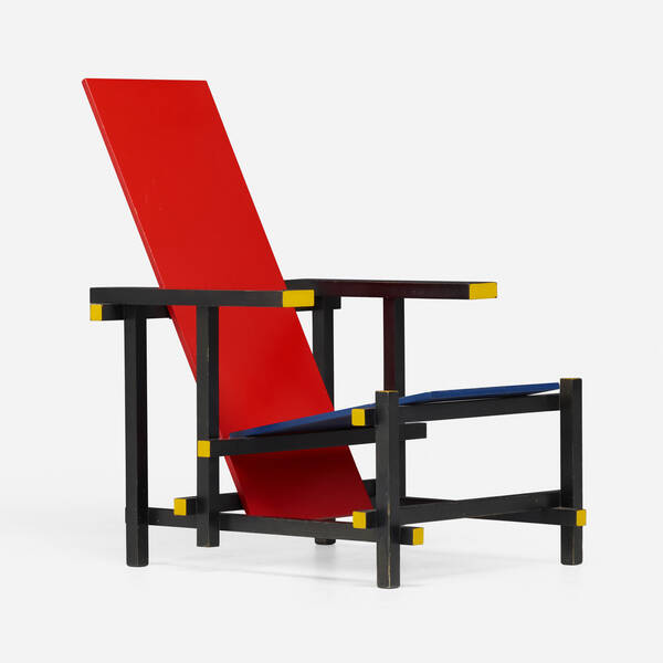 Gerrit Rietveld Red Blue chair  39d31d