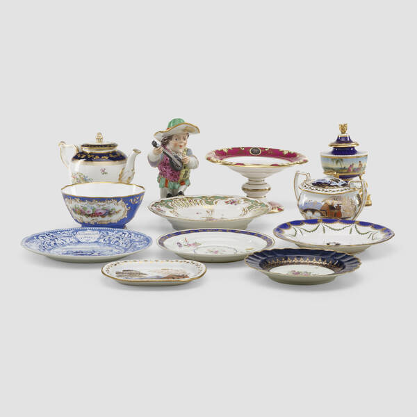 English. Collection of twelve tablewares.