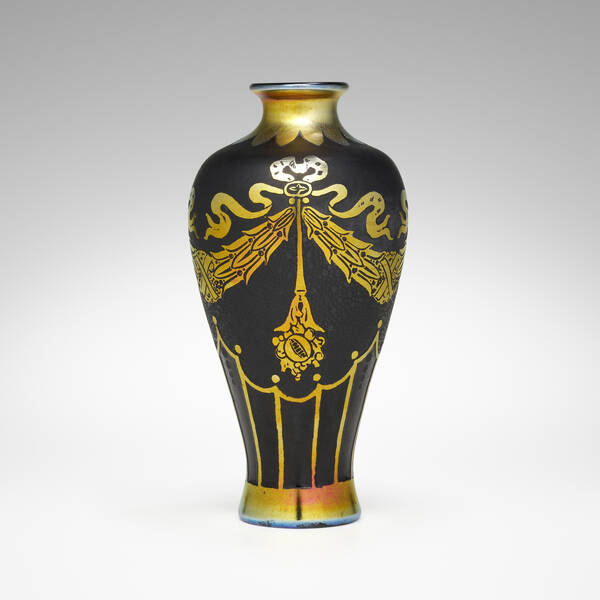 Steuben. Vase. c. 1920, hand-blown and