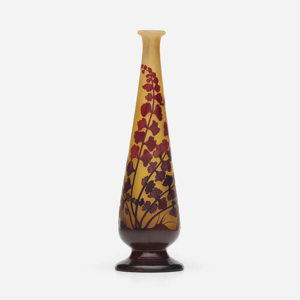 Gall Vase with maidenhair ferns  39d476