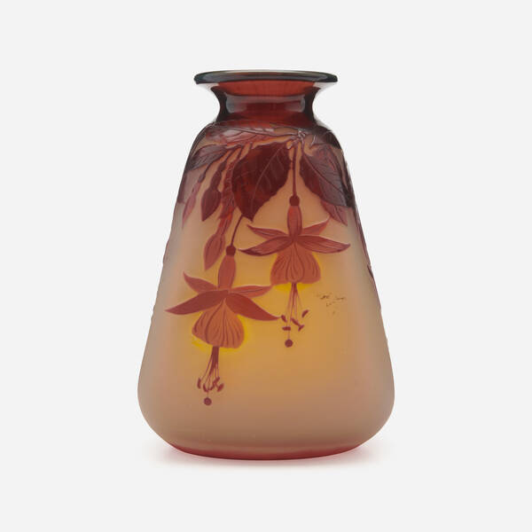  mile Gall Vase with fuchsia  39d480