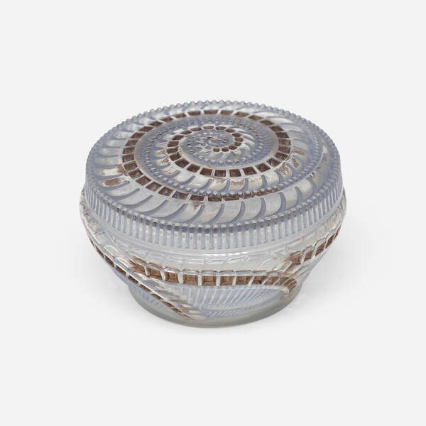 Robj. Nautilus powder jar. c. 1930,