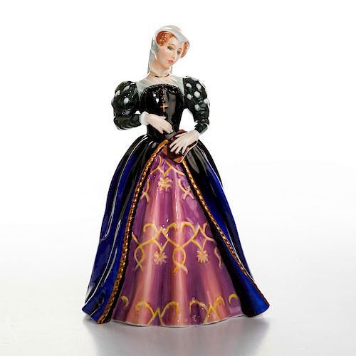 ROYAL DOULTON FIGURINE, MARY, QUEEN
