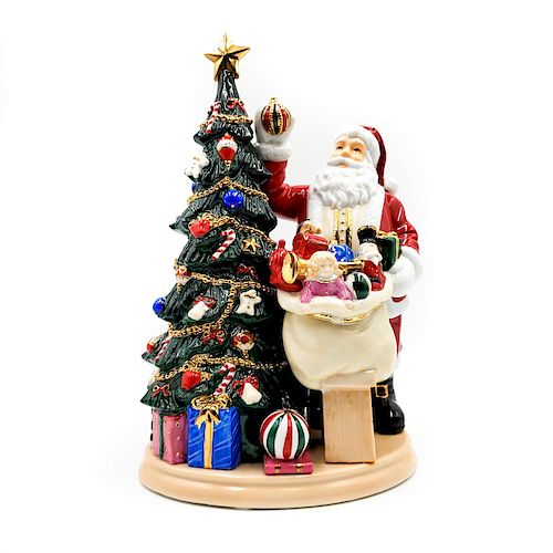 ROYAL DOULTON FIGURINE HOLIDAY 39afd5
