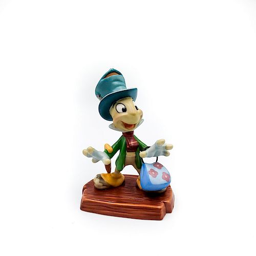 WALT DISNEY SHOWCASE FIGURINE,