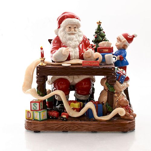 ROYAL DOULTON FIGURE GROUP SANTA 39b1dc