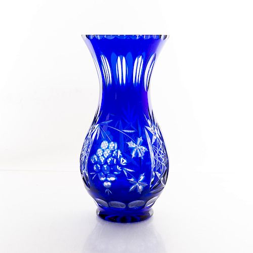 LARGE BOHEMIAN GLASS VASERich cobalt 39b2f2