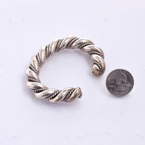 NATIVE AMERICAN SILVER ROPE BRACELETTotal