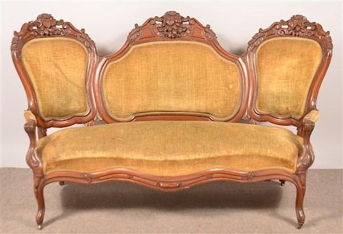 VICTORIAN CARVED AND MOLDED WALNUT 39ba76