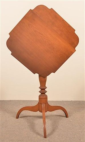 PENNSYLVANIA FEDERAL CHERRY TILT TOP 39ba98