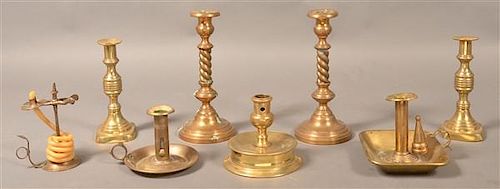 GROUPING OF EIGHT ANTIQUE BRASS 39bbc2