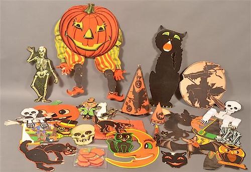 GROUP OF LITHOGRAPH CARDBOARD HALLOWEEN