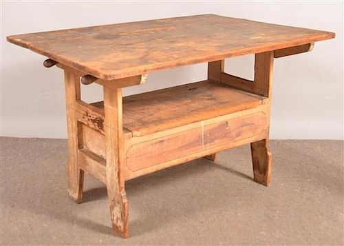 PA 19TH CENTURY SOFTWOOD PIN-TOP