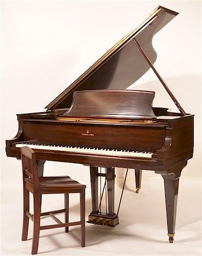 STEINWAY MAHOGANY BABY GRAND PIANO  39bd0e