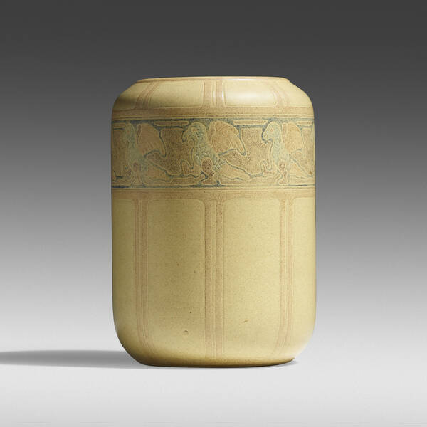 Marblehead Pottery Rare vase with 39e4cb