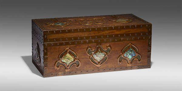 Elizabeth Eaton Burton. Rare chest.